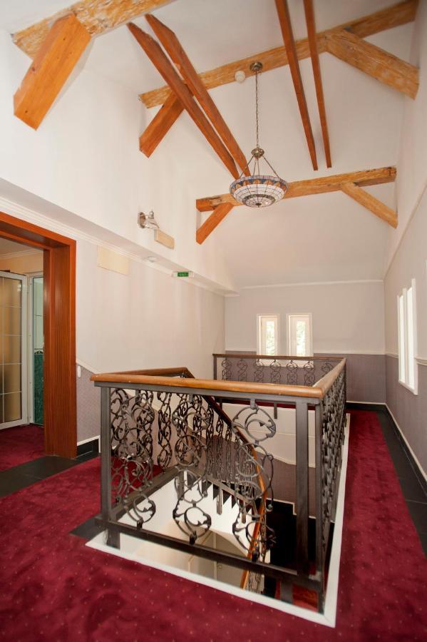 Hotel Bastion Sinaia Dış mekan fotoğraf