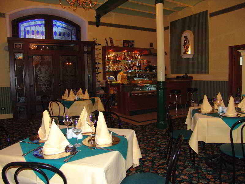 Hotel Bastion Sinaia Dış mekan fotoğraf