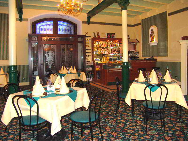Hotel Bastion Sinaia Dış mekan fotoğraf